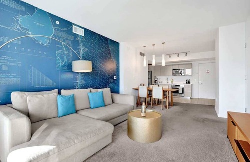 Hallandale Beach Apartment | Charming 1-Bedroom Condo Steps from the Ocean 505