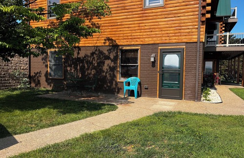 Mount Crawford Apartment | Charming 1-bedroom apt in tranquil Mt Crawford, lovely views, close to JMU & BC.