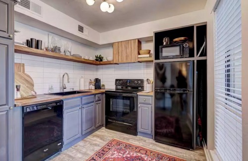 Quail Creek Condo | Charming 1-bedroom condo in Oklahoma City with pool