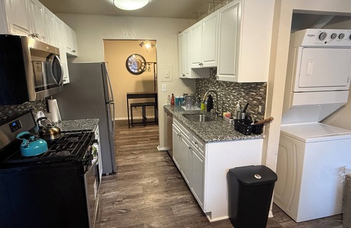 Silver Spring Apartment | Charming 1-bedroom apartment with AC, fitness room in brilliant Silver Spring