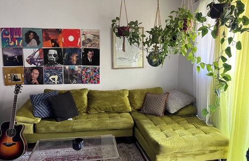 Inglewood Apartment | Charming 1-bedroom 1 bath apartment with balcony