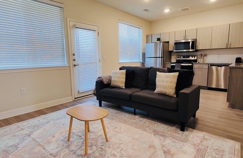 North Buttercup Creek Apartment | Charming 1-bedroom apartment with WiFi, fitness room in Cedar Park