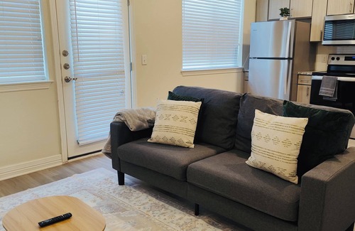 North Buttercup Creek Apartment | Charming 1-bedroom apartment with WiFi, fitness room in Cedar Park