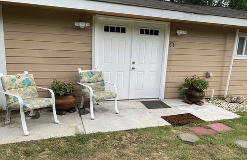 Huntcliff Apartment | Charming 1-bedroom apartment. Minutes from Fort Jackson and Downtown Columbia.