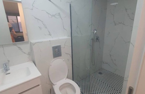 Bat Yam Apartment | Charming 1-bedroom apartment in delightful Bat Yam with AC, WiFi