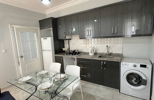 Antalya City Centre Apartment | Charming 1-bedroom apartment with AC, WiFi in adorable Antalya