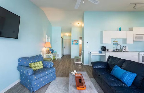 Laurel Apartment | Charming 1-bedroom apartment in amazing Nokomis