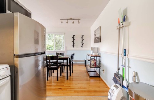 University District Apartment | Charming 1 Bedroom Apartment Near University of Washington