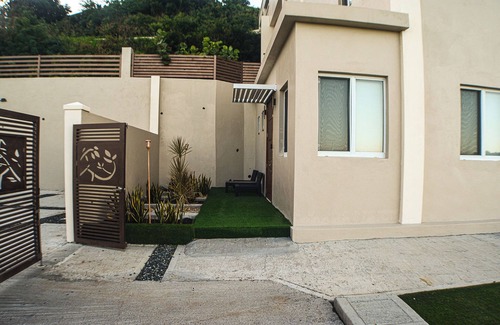 Parham Town Apartment | Charming 1-bedroom apartment in welcoming Tortola with WiFi, AC