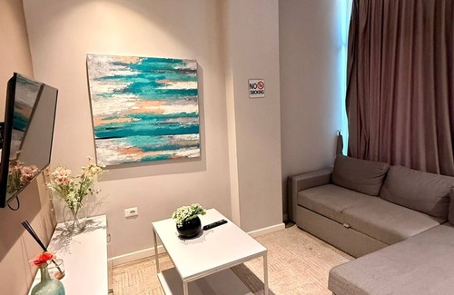 Tirana Apartment | Charming 1-bedroom apartment in wonderful Tiranë with AC, WiFi