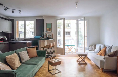 Saint-Fargeau Apartment | Charming 1 bedroom apart with balcony!