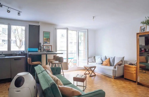 Saint-Fargeau Apartment | Charming 1 bedroom apart with balcony!