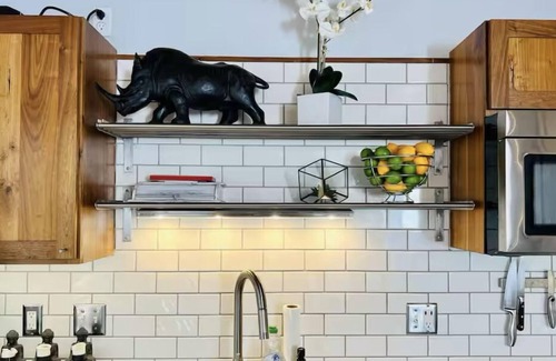 Ballpark Apartment | Charming 1-bedroom apartment with WiFi, AC in wonderful Denver