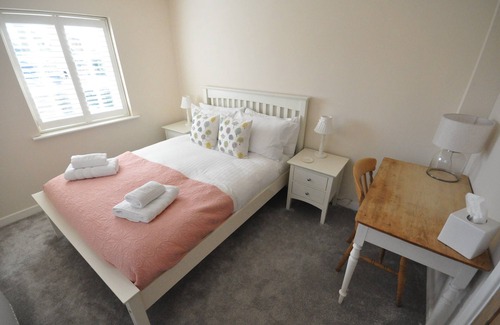 Landbeach Cottage | Charming 1-bedroom cottage with parking - 5 miles to Cambridge