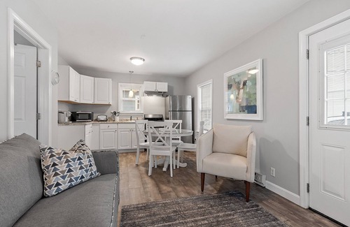 Pepperell Cottage | Charming 1-bedroom cottage in Pepperell.