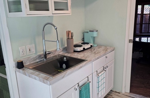 Danville Cottage | Charming 1-bedroom cottage with AC, WiFi in Danville, walkable to downtown.
