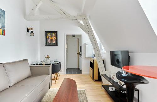 Marais Apartment | Charming 1 bedroom flat Coeur du Marais By Studio Prestige