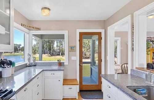 Opal Cliffs House | Charming 1-bedroom house in nice Santa Cruz with AC, WiFi