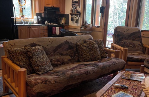 Big Sky House | Charming 1-bedroom house in fabulous Big Sky with WiFi