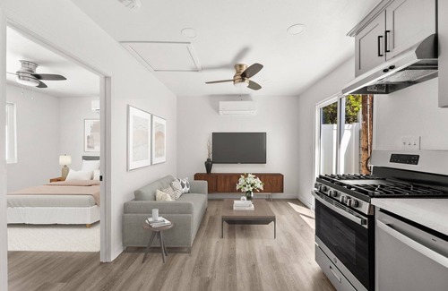 Bixby North Cottage | Charming 1 bedroom in the heart of Bixby Knolls