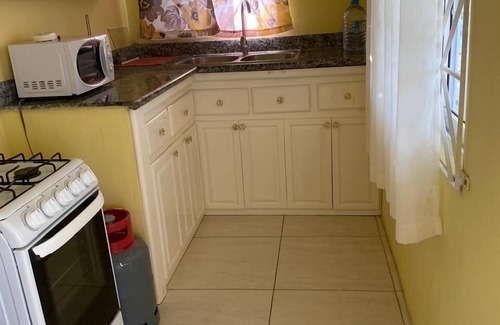Port Antonio Apartment | Charming 1-bedroom apartment with WiFi and AC in beautiful Port Antonio