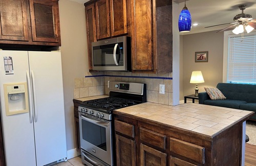 Highlands - Perkins Apartment | Charming 1-bedroom apartment near LSU in wonderful Baton Rouge!