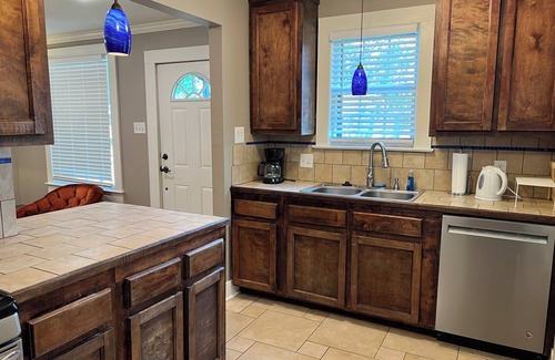 Highlands - Perkins Apartment | Charming 1-bedroom apartment near LSU in wonderful Baton Rouge!