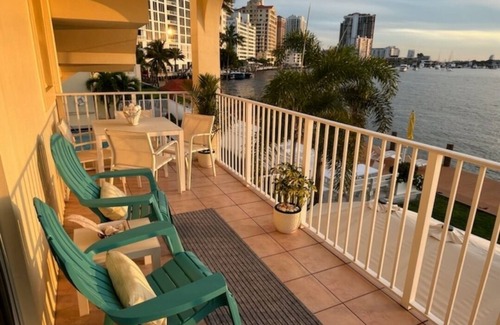 Barrier Island Condo | Charming 1-BR condo on Fort Lauderdale Beach, breathtaking Waterfront Views