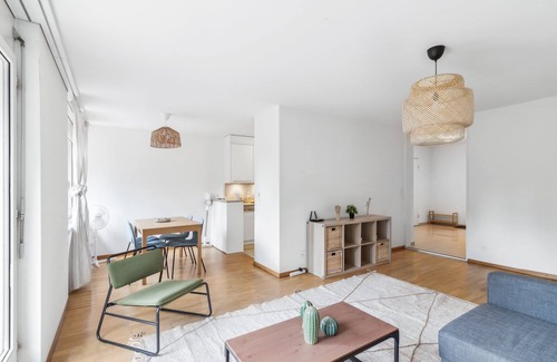 District 8 Apartment | Charming 1 BR unit in Zurich