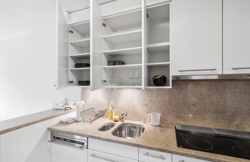 District 8 Apartment | Charming 1 BR unit in Zurich