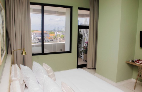 Cartagena Walled City Hotel | Charming 1-bedroom hotel in Cartagena de Indias with AC