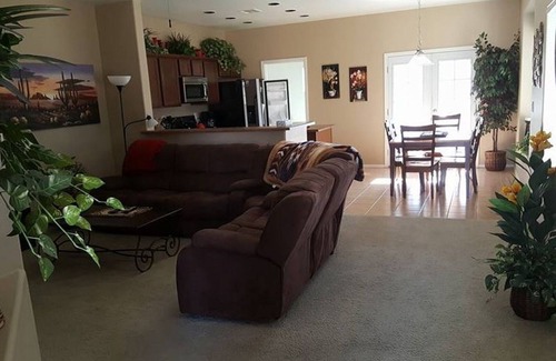San Tan Valley House | Charming 1440 Sq/ft 3 bedroom/2 bathroom @ Johnson Ranch Golf Course Community