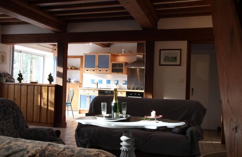 Lingreville Cottage | Charming 18th Century Stone House - 3 BR, Sleeps 5, Near Beach and Hiking Trails