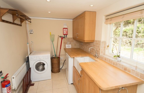 Carmarthen Cottage | Charming 18th Century Cottage in the beautiful Welsh Countryside