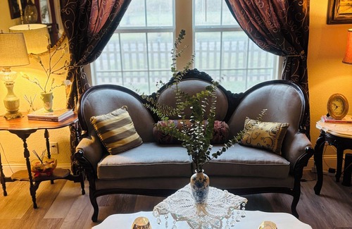 Mineral Wells House | Charming 1900 Victorian home in the country