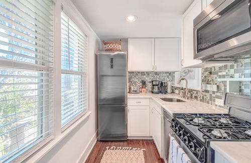 Isle of Palms Apartment | Charming 1950s Beach Cottage Apt A