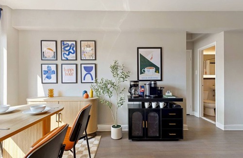 Radnor - Fort Myer Heights Apartment | Charming 1BR in Arlington | Near DC - Free Parking