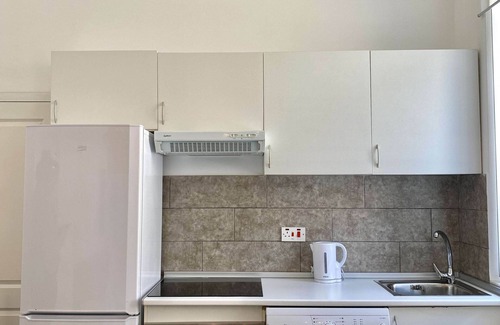 Gibraltar Apartment | Charming 1BR just off Main Street, prime location