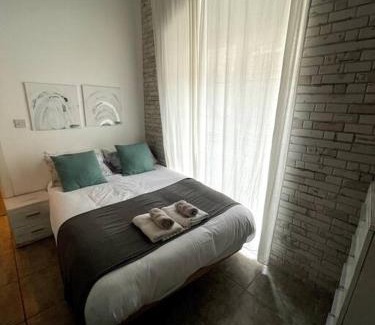 Gibraltar Apartment | Charming 1BR just off Main Street prime location