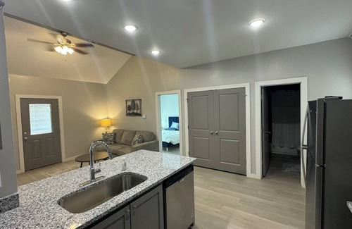Lawton House | Charming 2 Bed/2 Bath house, fenced backyard, Pets OK!