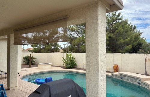 Oakwood House | Charming 2 bed/2 bath home w/pool, WiFi, AC in Chandler gated community