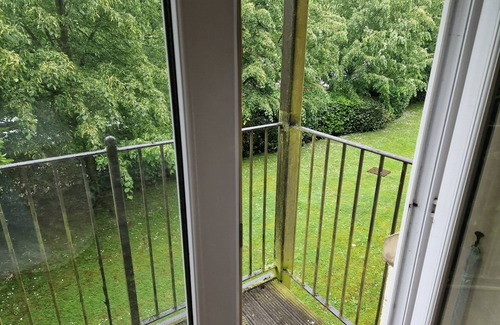 Southampton Apartment | Charming 2-bed Apartment in Central Southampton