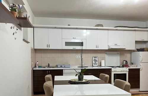 Novi Grad Sarajevo Apartment | Charming 2-bed Apartment in Sarajevo