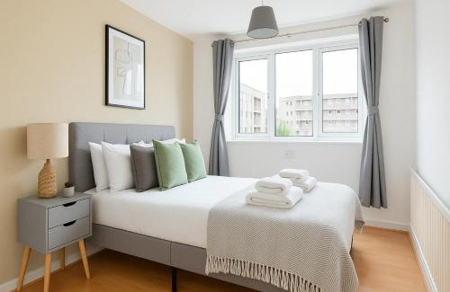 Canonbury Apartment | Charming 2 Bed Flat with Garden in Canonbury