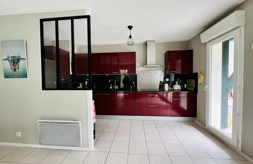 Cambo-les-Bains Apartment | Charming 2-Bed Apt in Cambo-les-Bains - WiFi, Terrace, Parking, Pet-Friendly