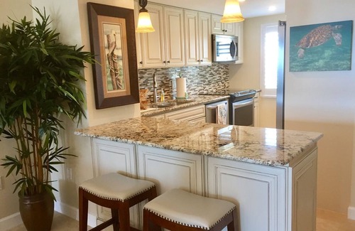 South Island Condo | Charming 2-bedroom 2-bath beachfront condo in brilliant Fort Myers Beach