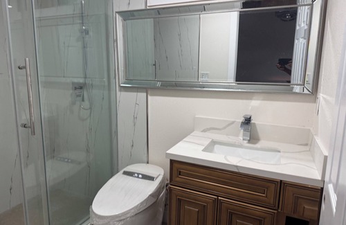 Huntington Beach House | Charming 2-bedroom ADU house with AC in Huntington Beach