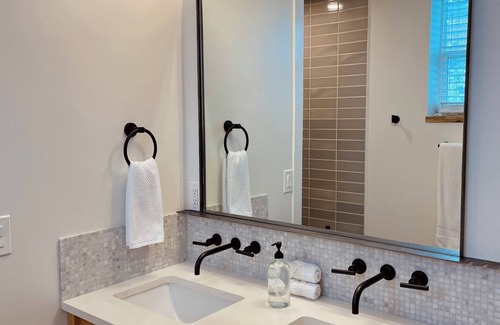 College Place House | Charming 2-bedroom house near Walla Walla, in College Place