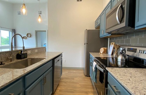 Central Oklahoma City Apartment | Charming 2-bedroom guesthouse with AC and WiFi in brilliant Oklahoma City