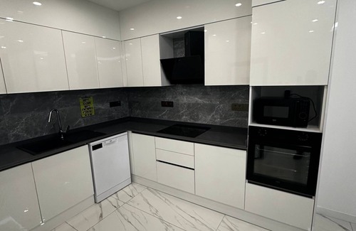 Kyrenia Apartment | Charming 2-bedroom & 2-bathroom apartment with AC, WiFi in Girne/Kyrenia TRNCn